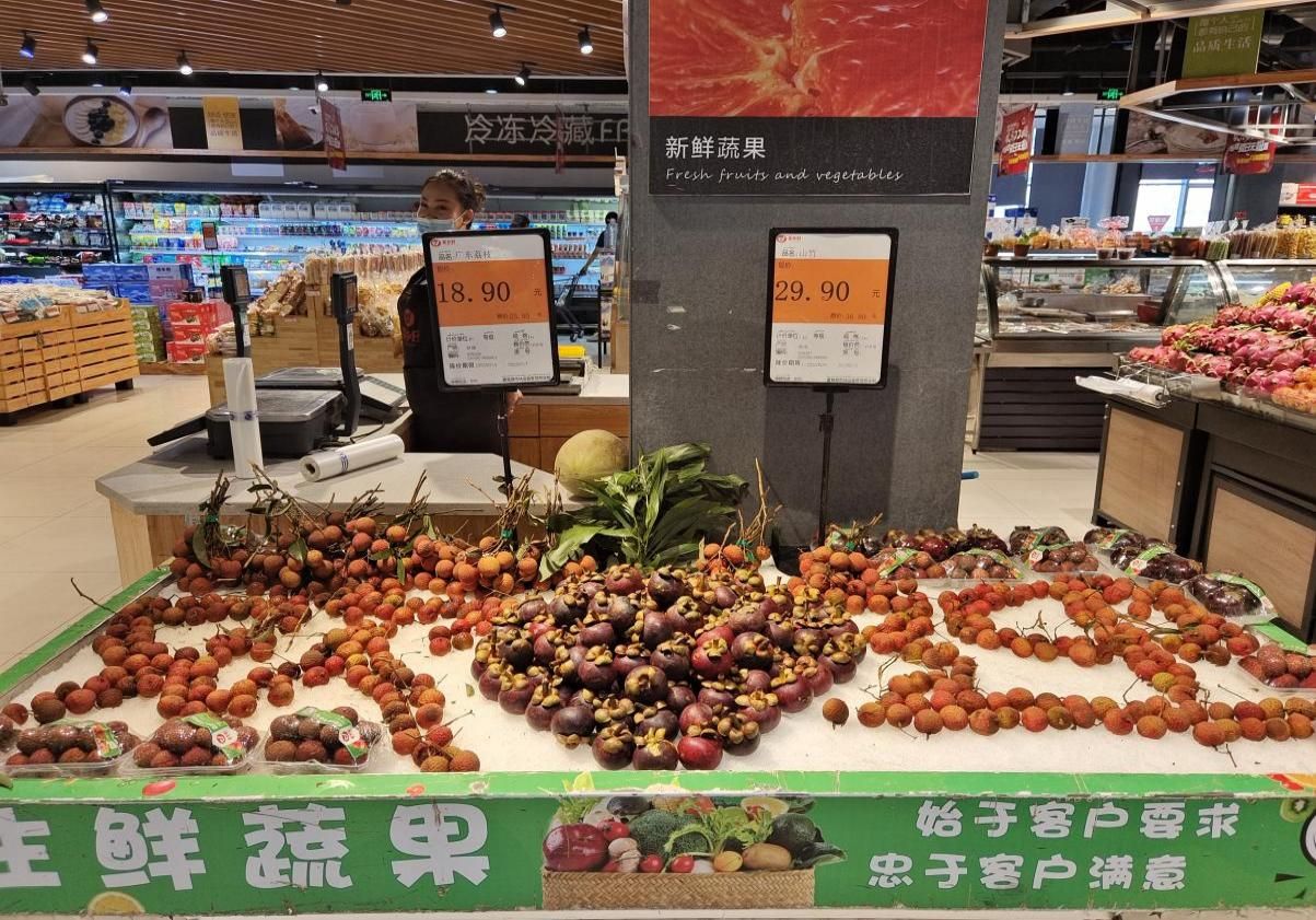 領(lǐng)“鮮”一步  家鄉(xiāng)有你 家鄉(xiāng)好集團(tuán)第二屆生鮮陳列技能競(jìng)賽圓滿收官 