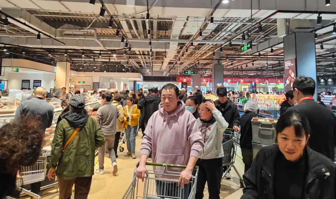 2024零售業(yè)“覺醒年”：調(diào)改是唯一出路嗎？（轉(zhuǎn)自龍商網(wǎng)超市周刊第2279篇原創(chuàng)）